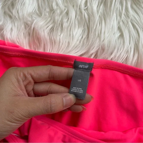 Aerie ruffle bikini set size 36D bra and L bottom tie hot pink with white trim - Picture 7 of 13